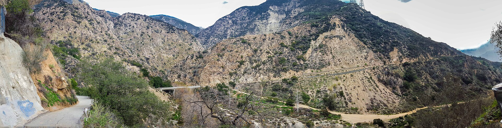 Panoramic view of Eaton Canyon in Altadena